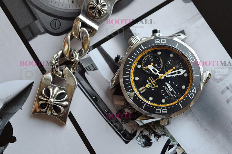 CHROME HEARTS  ũst